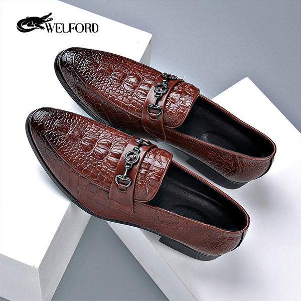 Classic men's crocodile leather shoes