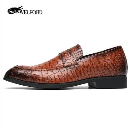 Casual slip-on crocodile pattern men's shoes
